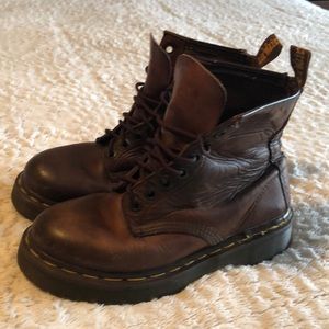 Doc Martens Airwair boots